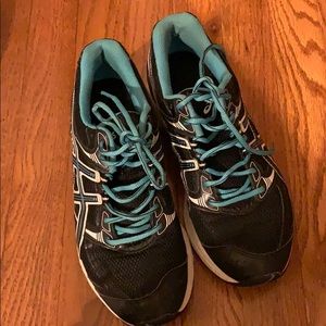 Gently worn ASICS